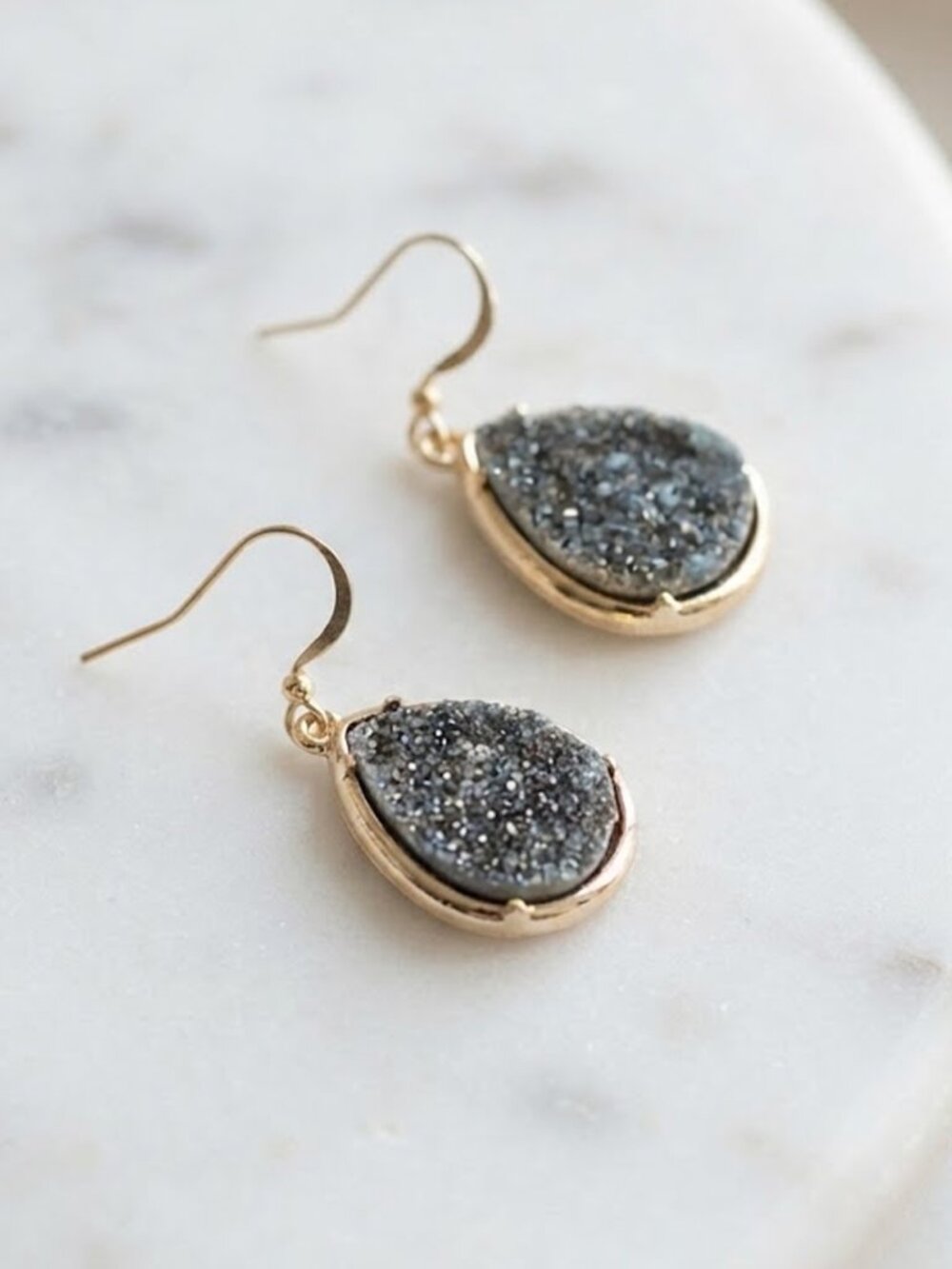 Ladies Glitter Black Teardrop Earrings